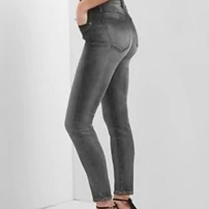 Super High Rise Curvy True Skinny Jeans